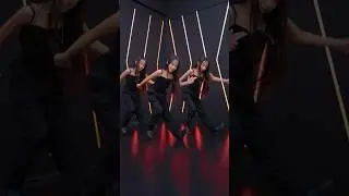 Tabua Tabua ❤️❤️🥰🤌🫰✨✨#dance #trending #tábua #bollywood #song#gunjanshouts #viralvideo