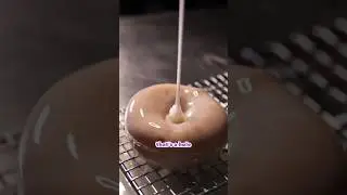 Now THAT is one seductive chef getting down & dirty with donuts 🍩 #playwithyourfood Amuse My Bouche