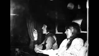 Rolling Stones - Sweet Black Angel (lyrics)