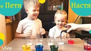 Настя и Петя делают искусственный снег / Nastya and Petya making artificial snow