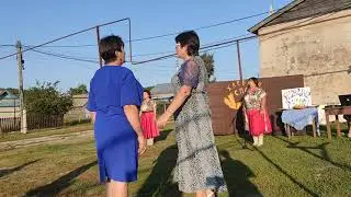 ахаяс «Платье в горошек»