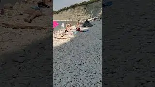 Бесстыжие на нудистском пляже 