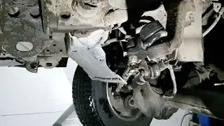 Nissan Patrol стук в передней подвеске!