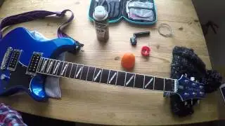 Make Do DIY : Cleaning The Fretboard