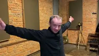 Купили LED экран. Собираем, учимся работать, изготавливаю балку крепления для подвеса.
