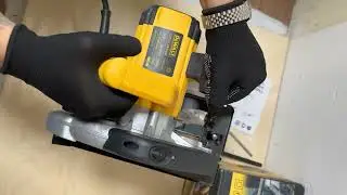 Дисковая пила циркулярка с лазером Dewalt