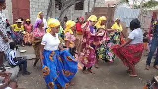 Zantray Papa Loco - Oguo Feray.
