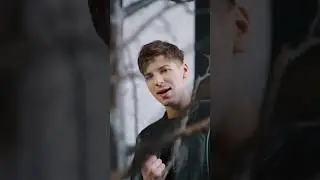 Держи меня земля, на заре тебе поклонюсь. 