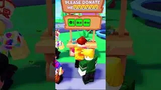 Giving Everyone In My Server FREE Robux🤑 #roblox #shorts