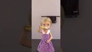 Clean your teeth! 😬 