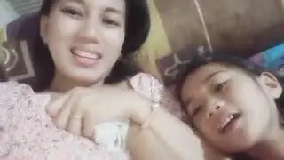 Toddler seems to love breastfeeding ALL THE TIME 🤱 