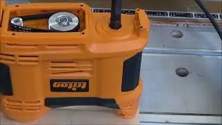 Triton TSPSP650 Portable Oscillating Spindle Sander