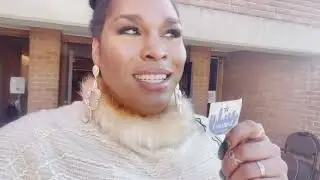 Ts Luxury D Early Voting!