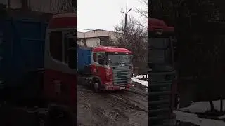 ЗАНЕСЛО НЕ ТУДА 🤯