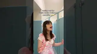 singing in the WHITE HOUSE bathroom ??
