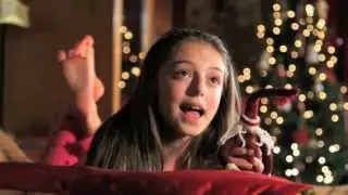 Hollie Steel - When Christmas Comes To Town (CHRISTMAS Official Music Video)