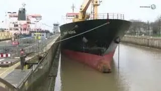 Saint George Freighter Rammed Floodgate in Brunsbuttel