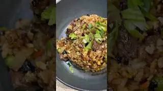 Make Steak Fried Rice with me🥢🍚 #steakfriedrice  #friedrice #howtomakefriedrice #chinesefoodathome