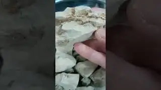 Не вкусная глина хруст
