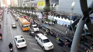 Bangkok Traffic - Tuk Tuk Taxi