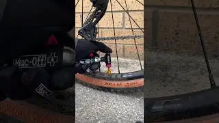 TYRE INFLATE IN SECONDS! Co2 INFLATOR BY 
