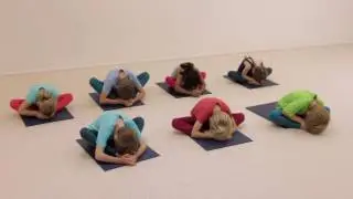 Creative Yoga Games for Kids - The Picnic