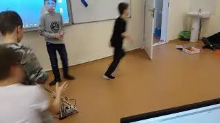 EV3 - катапульта  против оранжевых