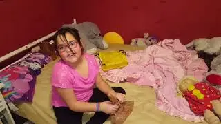 VLOGMAS Day 14 What kids are getting each other for Christmas!!!