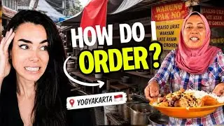 Canadian SHY to try STREET FOOD alone in JOGJA 😅🇮🇩