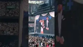 Travis Kelce JOINS Taylor Swift Onstage in London #taylorswift #shorts #traviskelce #erastour
