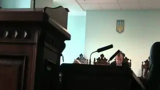 Судья выносит приговор Розинской, а Розинская судье