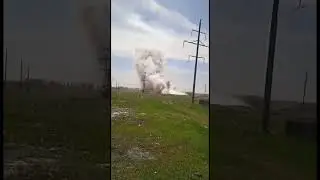 Пожар на мусором полигоне в Краснощеково. Видео: «Инцидент Барнаул»