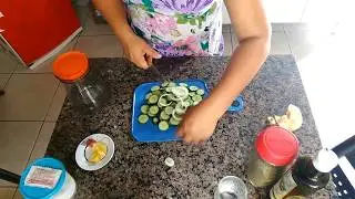 Como fazer conserva de pepino fácil
