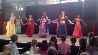 Танец  девушек.Турция.