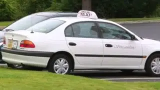 Minute Review: Toyota Avensis mk.1