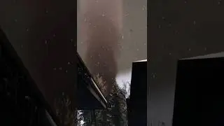 A better clip of the rare tornado encounter in the day time 