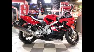 Honda CBR 600F4 PC35-1100131