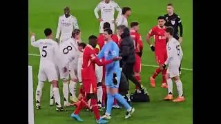 طاقم ليفربول يرفض إعطاء قنينة ماء للاعب ريال مدريد !
