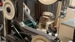 Three-wheel band saw part 3