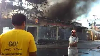 AKSI HEBAT PEMADAM KEBAKARAN!!!