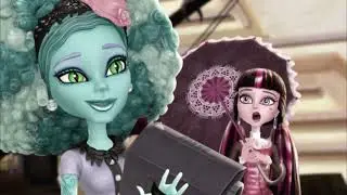honey swamp scenes - frights, camera, action!