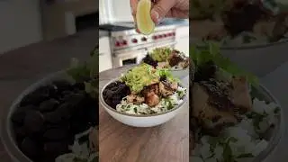 Chipotle chicken burrito bowls✨