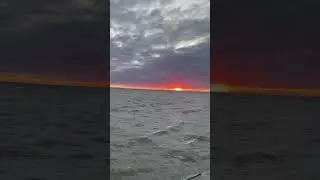 Если работать, то только с таким  🌅