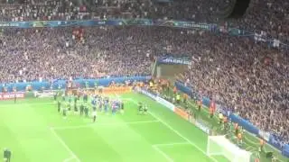 Сборная Исландии после матча с Англией. Евро 2016