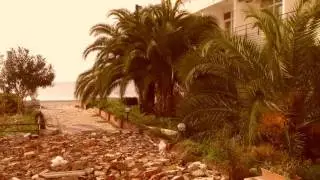 Deprem sonrası gibi … Çınar otel 2015 ilkbaharı.