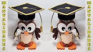 Genial dulcero para fiesta de graduación hechos con botellas plásticas y fomix