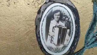 Зашел к Коллеге на Кладбище. Анатолий Поздняков.