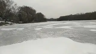 Река Десна. Очень ветренный день.
