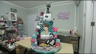 Keren! BTS ARMY Pasti Sangat Senang Melihat Kue J-hope ini - CAKE AND THE CITY