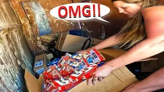 NO WAY!  30 Brand New Phones Found Dumpster Diving